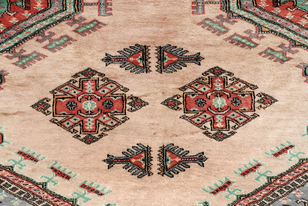 Bisque Caucasian 8'  2" x 10'  8" - No. QA26043