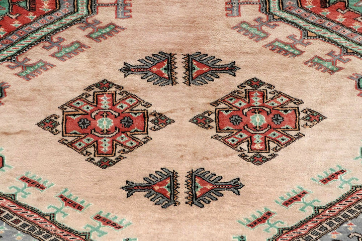 Bisque Caucasian 8'  2" x 10'  8" - No. QA26043