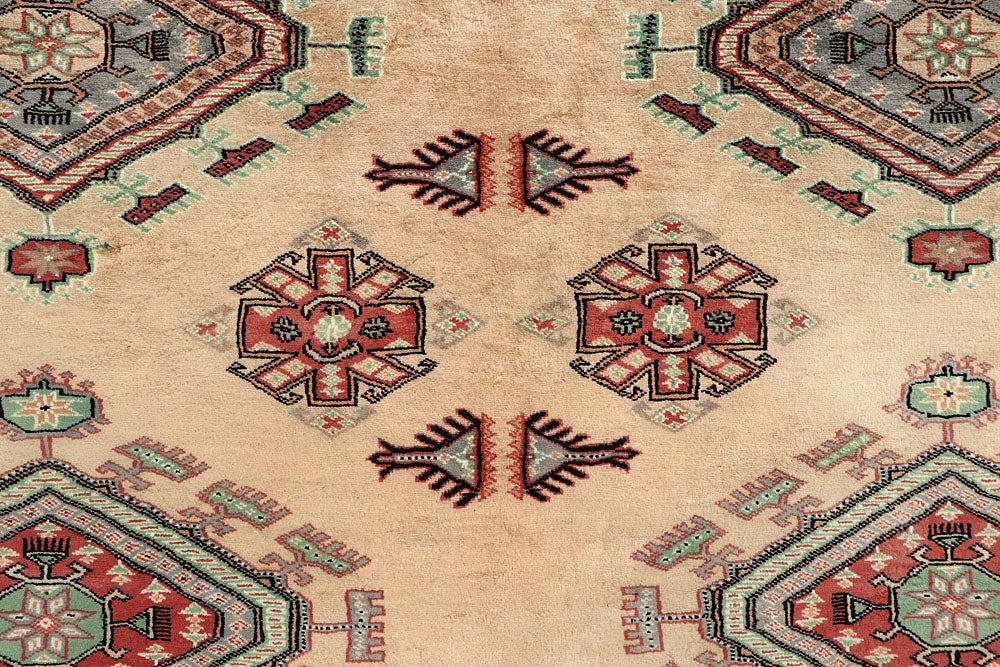 Navajo White Caucasian 8' 2 x 11' - No. 58440 - ALRUG Rug Store