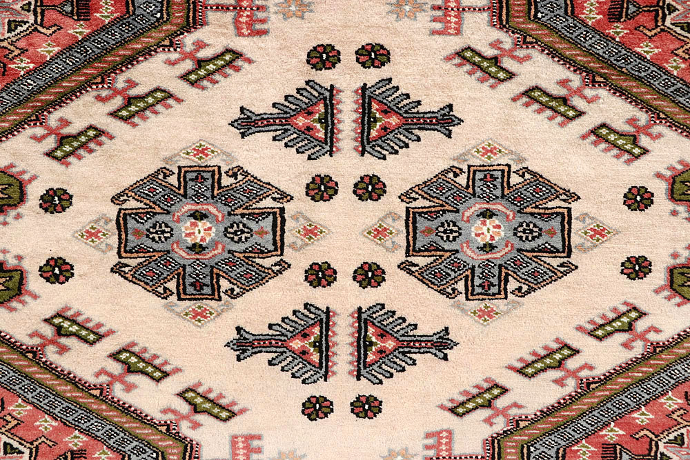 Bisque Caucasian 8' 2 x 10' 10 - No. 58441 - ALRUG Rug Store