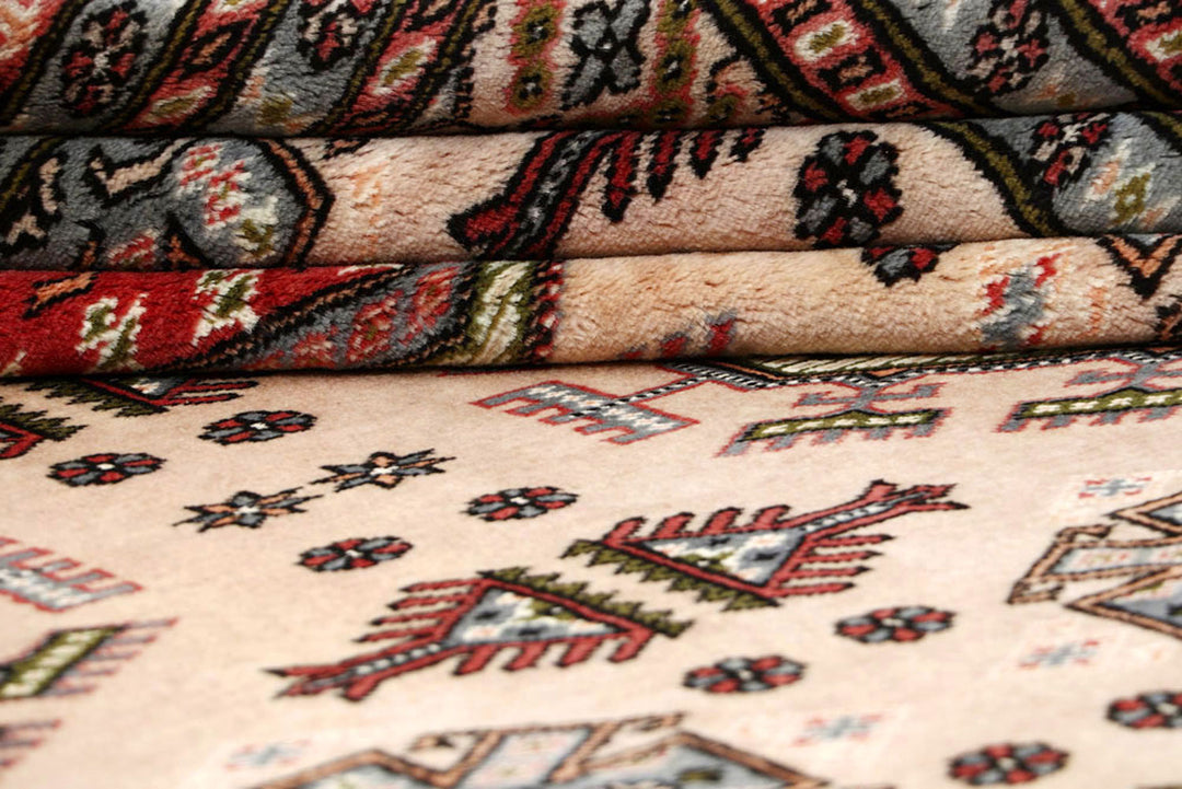 Bisque Caucasian 8'  2" x 10'  10" - No. QA36809