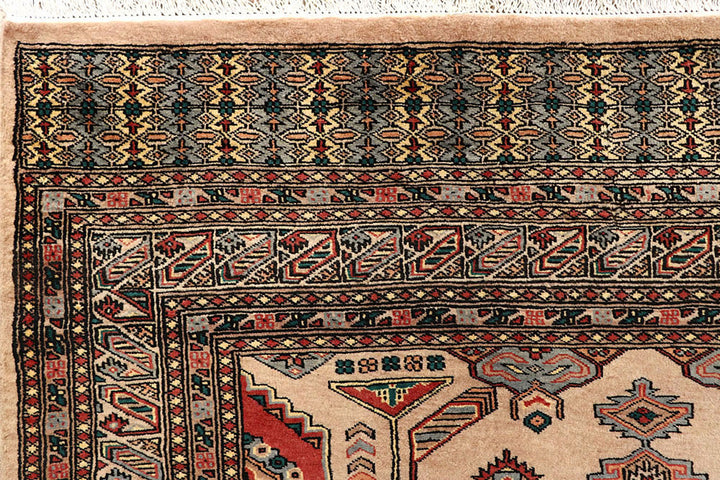 Bisque Caucasian 8'  2" x 10'  9" - No. QA32828