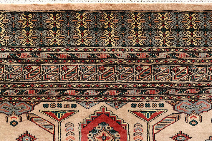 Bisque Caucasian 8'  2" x 10'  9" - No. QA32828