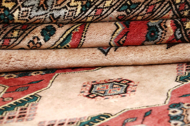 Bisque Caucasian 8'  2" x 10'  9" - No. QA32828