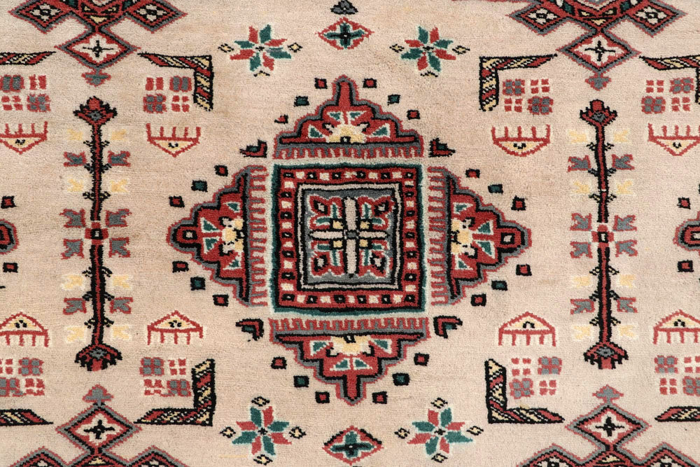 Blanched Almond Caucasian 8' 2 x 10' 6 - No. 58445 - ALRUG Rug Store