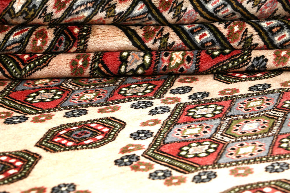 Bisque Caucasian 7' 10 x 11' - No. 58446 - ALRUG Rug Store