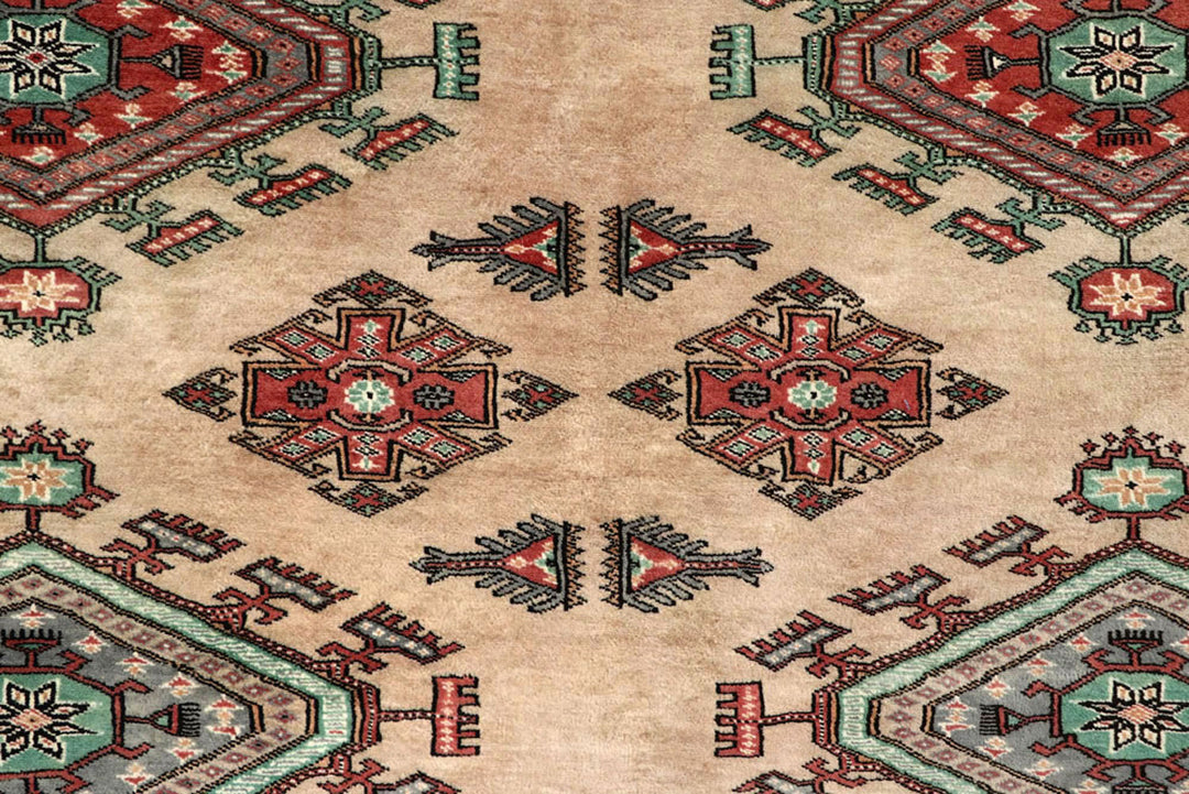 Bisque Caucasian 8'  2" x 10'  8" - No. QA12297