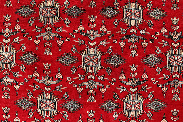 Red Caucasian 8'  1" x 10'  6" - No. QA81335