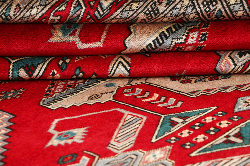 Red Caucasian 8' 1 x 9' 10 - No. 58456 - ALRUG Rug Store