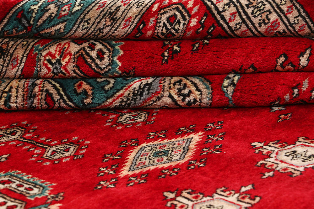 Red Caucasian 8' 1 x 10' 2 - No. 58458 - ALRUG Rug Store
