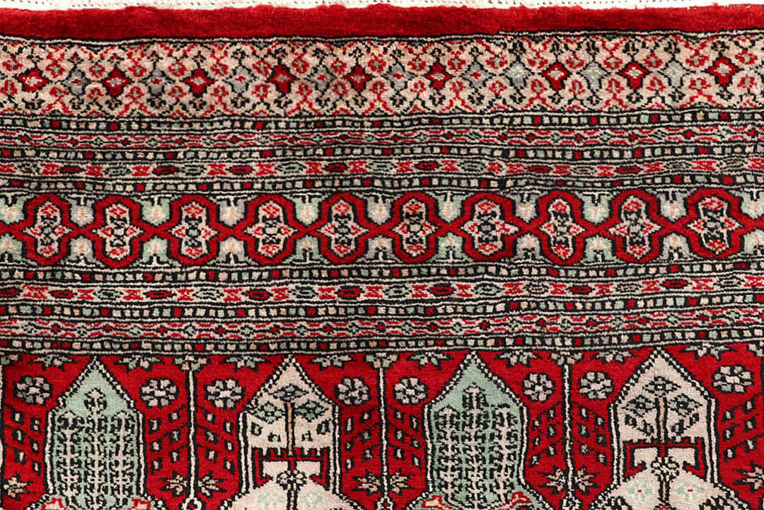 Firebrick Caucasian 8'  2" x 9'  6" - No. QA62665