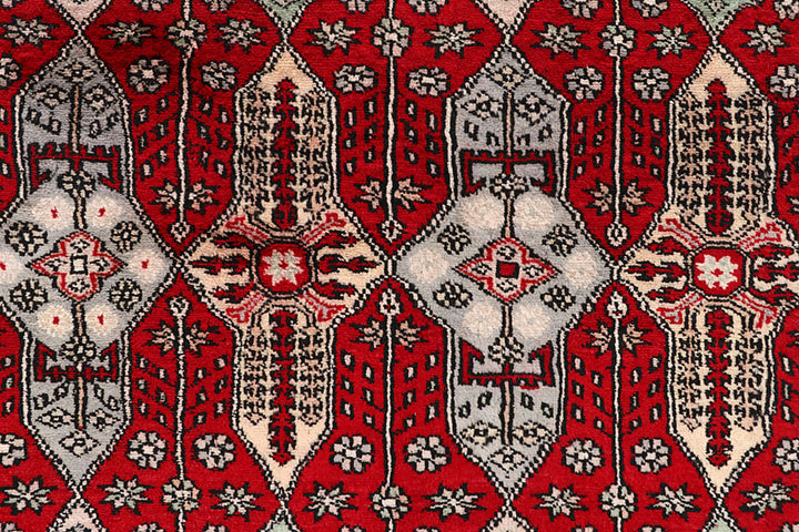 Firebrick Caucasian 8' 2 x 9' 6 - No. 58462 - ALRUG Rug Store