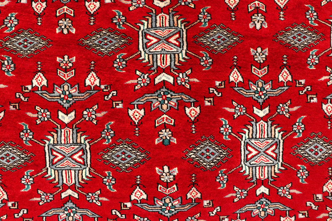 Firebrick Caucasian 8'  2" x 10'  6" - No. QA95699