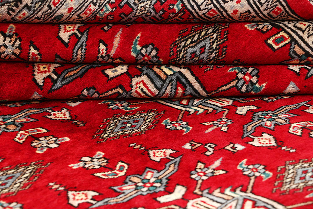 Firebrick Caucasian 8' 2 x 10' 6 - No. 58471 - ALRUG Rug Store