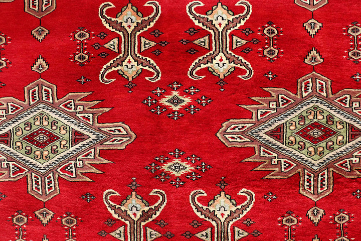 Red Caucasian 8'  2" x 11'  3" - No. QA77250