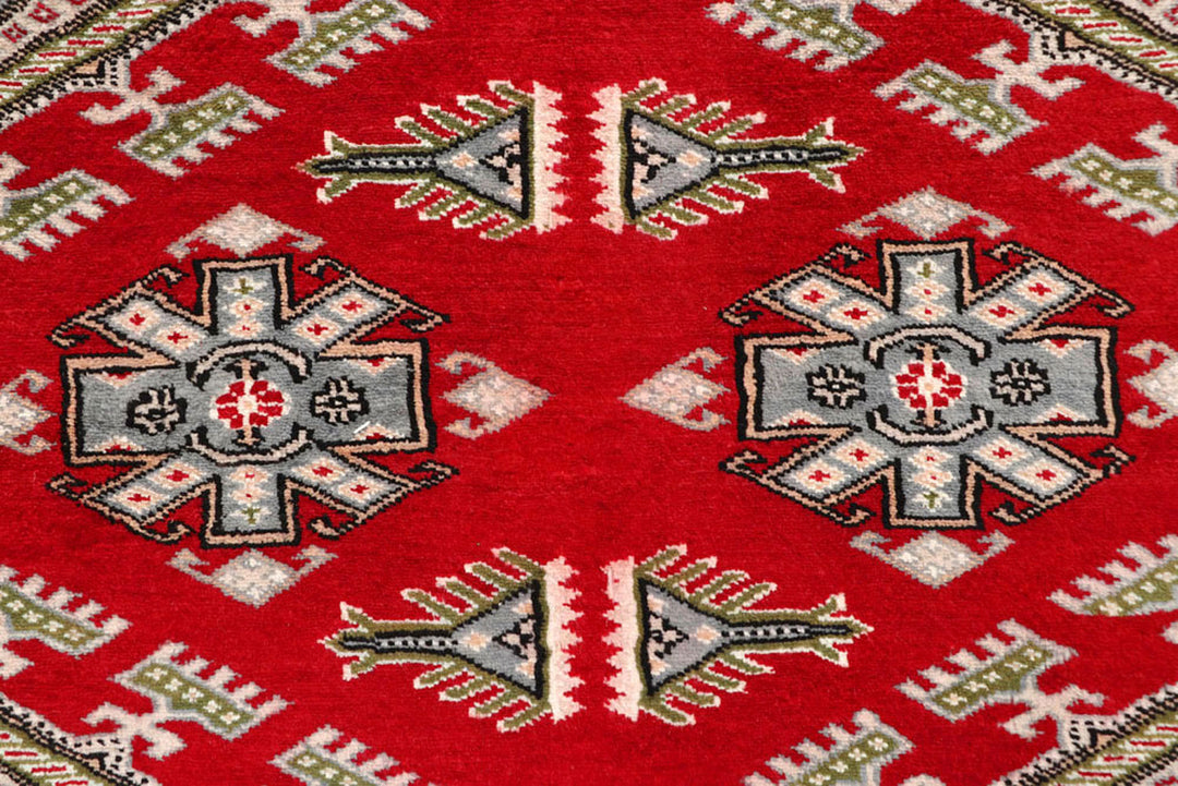 Firebrick Caucasian 8'  1" x 11'  4" - No. QA60472