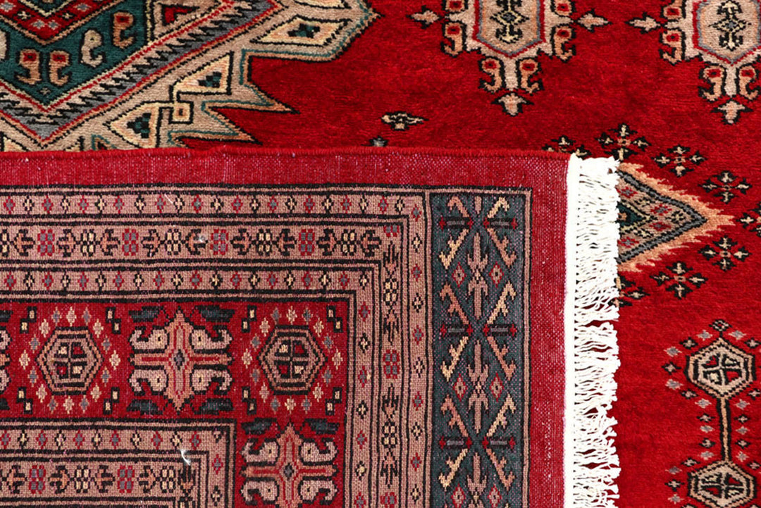 Firebrick Caucasian 8'  1" x 10'  7" - No. QA31319