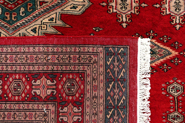 Firebrick Caucasian 8'  1" x 10'  7" - No. QA31319