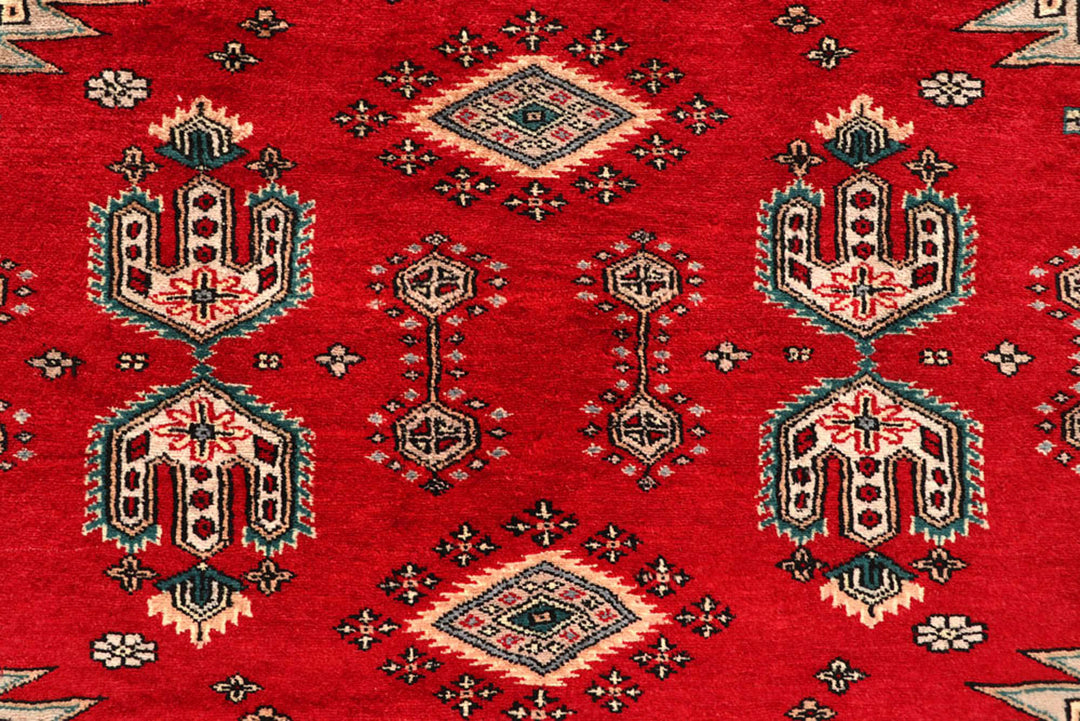 Firebrick Caucasian 8'  1" x 10'  4" - No. QA22003