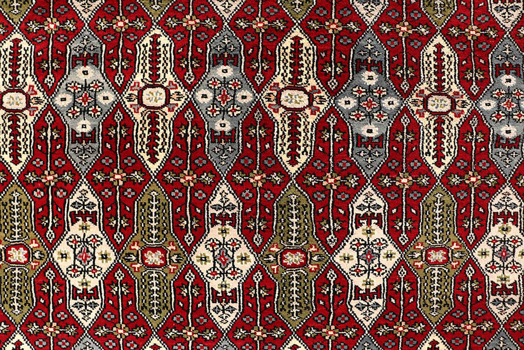 Firebrick Caucasian 8'  4" x 11'  3" - No. QA92319