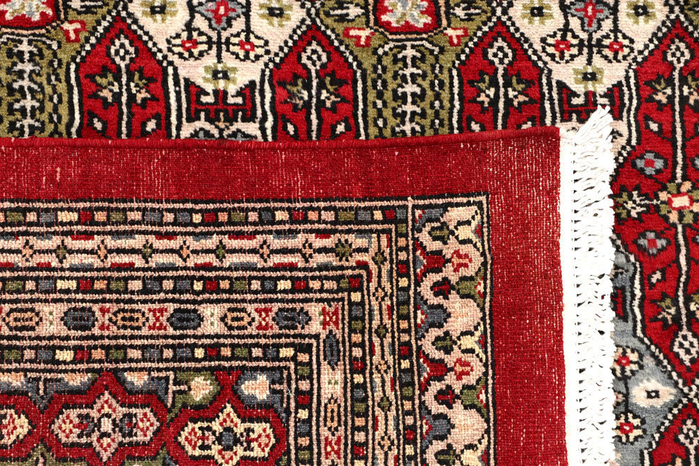 Firebrick Caucasian 8' 4 x 11' 3 - No. 58489 - ALRUG Rug Store