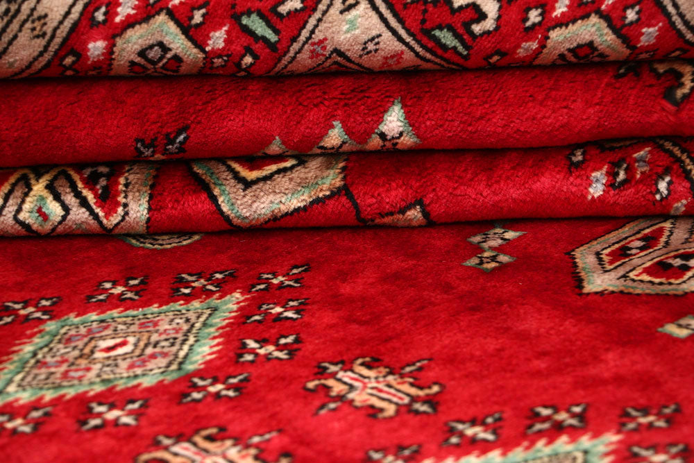 Red Caucasian 8' x 10' 1 - No. 58497 - ALRUG Rug Store