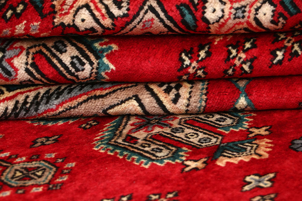 Red Caucasian 8' x 10' 4 - No. 58500 - ALRUG Rug Store