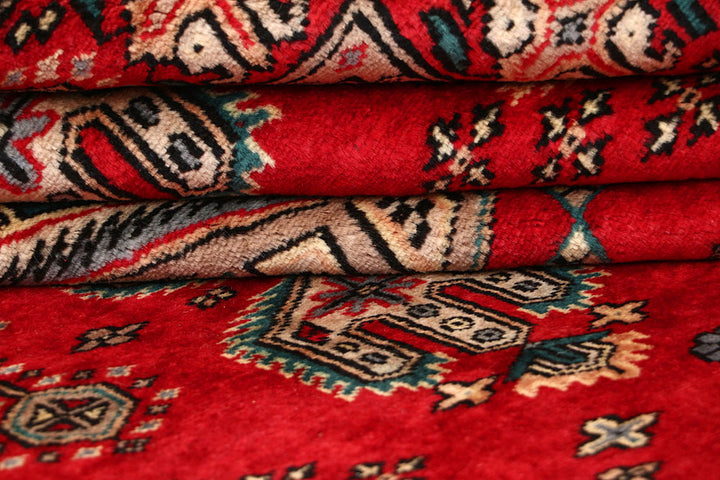Red Caucasian 8' x 10' 4 - No. 58500 - ALRUG Rug Store