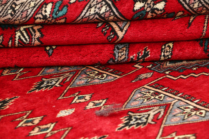 Firebrick Caucasian 7' 11 x 9' 11 - No. 58501 - ALRUG Rug Store