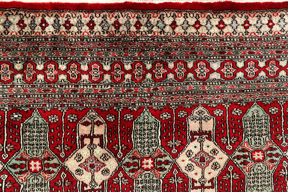 Firebrick Caucasian 8' 2 x 10' 3 - No. 58502 - ALRUG Rug Store