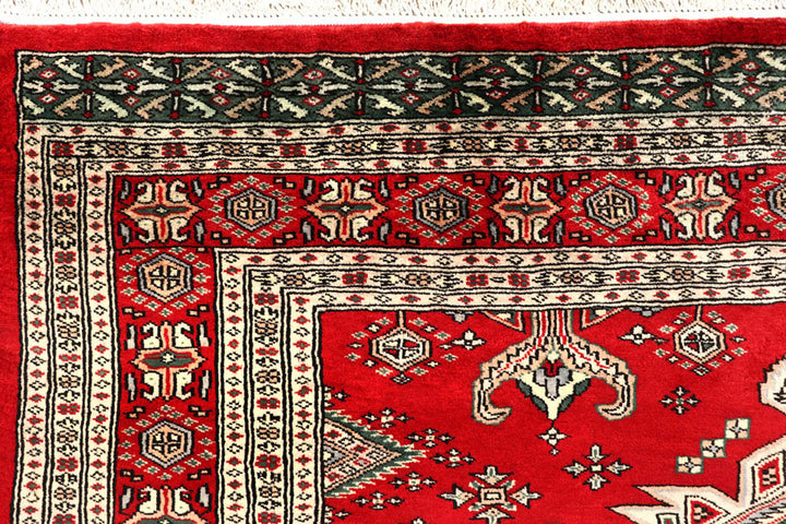 Firebrick Caucasian 8'  1" x 9'  9" - No. QA46431