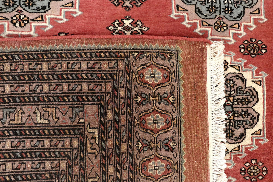 Indian Red Caucasian 8'  3" x 11'  1" - No. QA80024