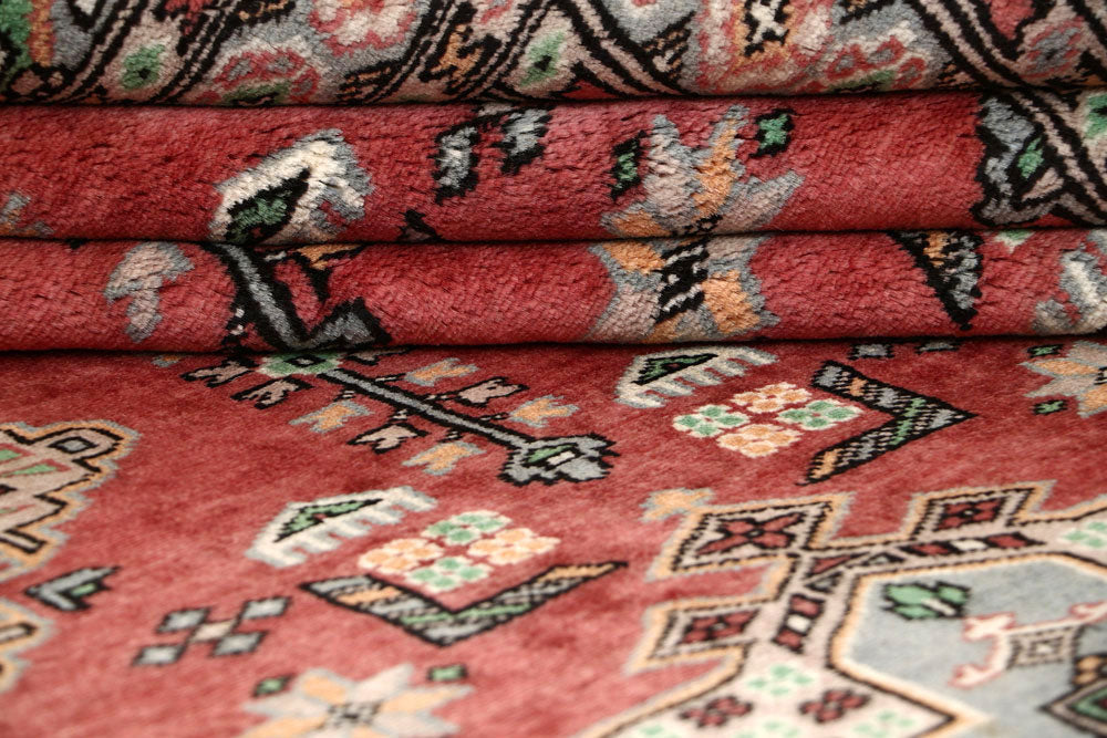 Indian Red Caucasian 8' 3 x 10' 10 - No. 58514 - ALRUG Rug Store