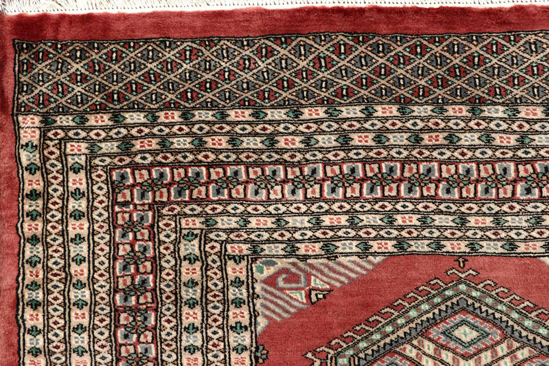 Indian Red Caucasian 8'  4" x 10'  10" - No. QA67368