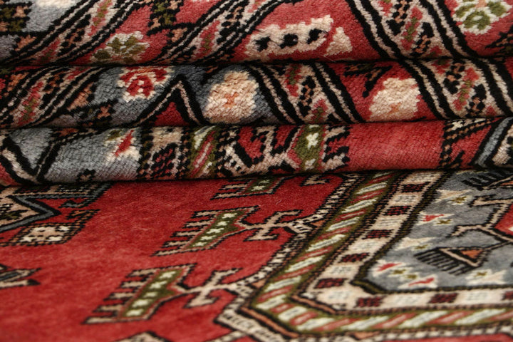 Indian Red Caucasian 8' x 11' 4 - No. 58519 - ALRUG Rug Store