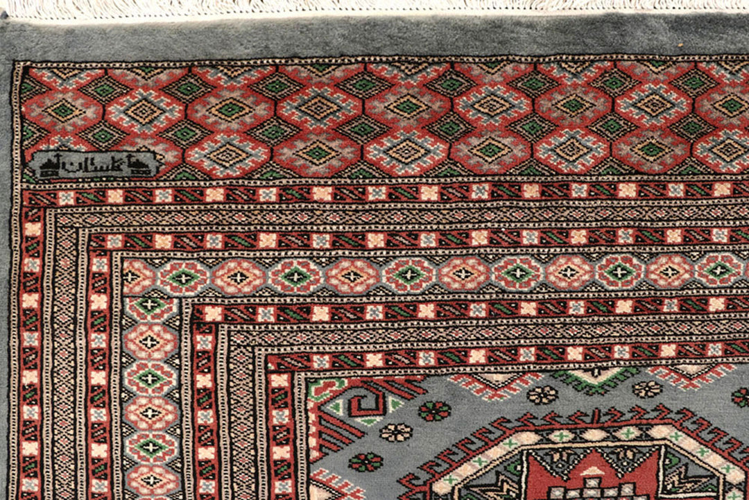 Light Slate Grey Caucasian 8'  3" x 10'  10" - No. QA68067