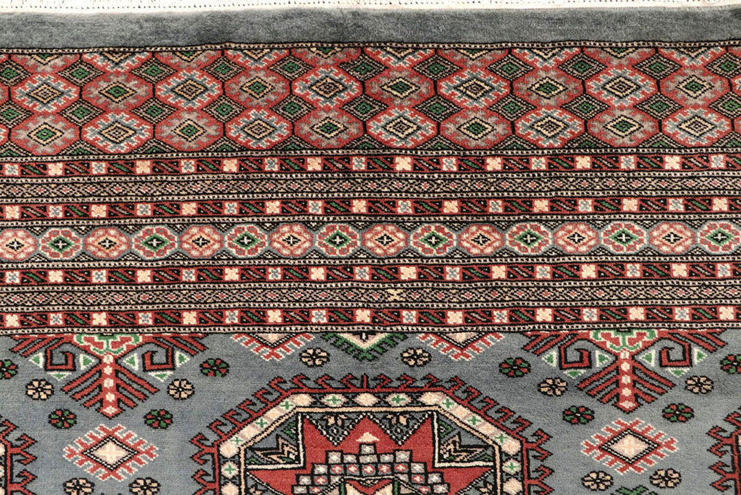 Light Slate Grey Caucasian 8'  3" x 10'  10" - No. QA68067