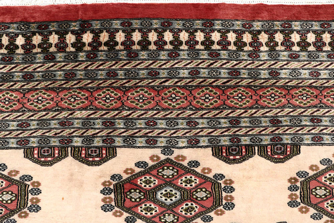 Bisque Caucasian 9' 1 x 11' 7 - No. 58540