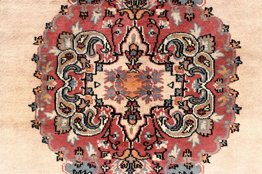 Caucasian 5' 1 x 8' 2 - No. 58553 - ALRUG Rug Store
