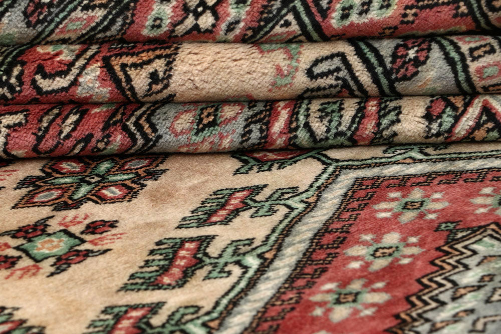Bisque Caucasian 5' 1 x 8' - No. 58554 - ALRUG Rug Store