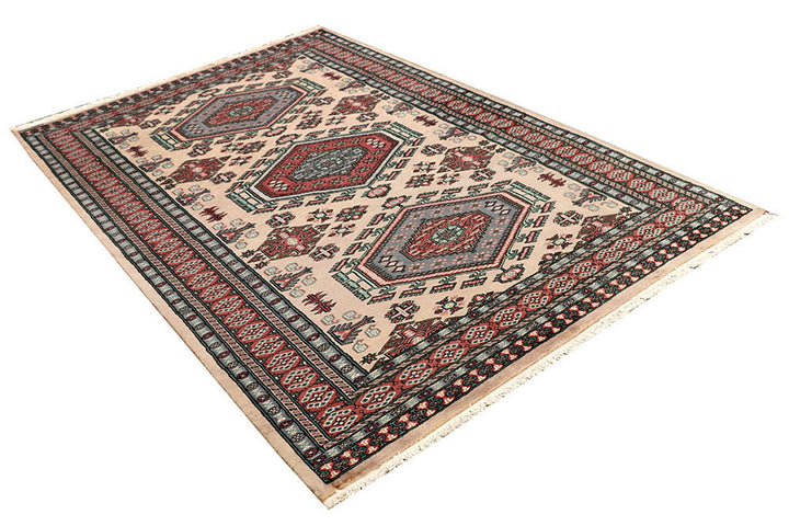 Bisque Caucasian 5'  1" x 7'  9" - No. QA57515