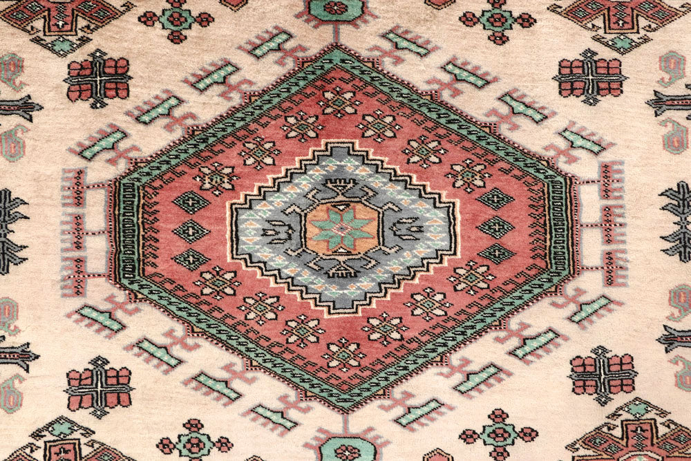 Bisque Caucasian 5' 1 x 8' 1 - No. 58558 - ALRUG Rug Store