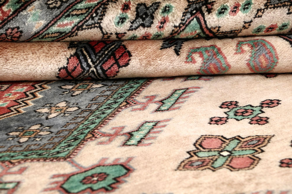 Bisque Caucasian 5' 1 x 8' 1 - No. 58558 - ALRUG Rug Store