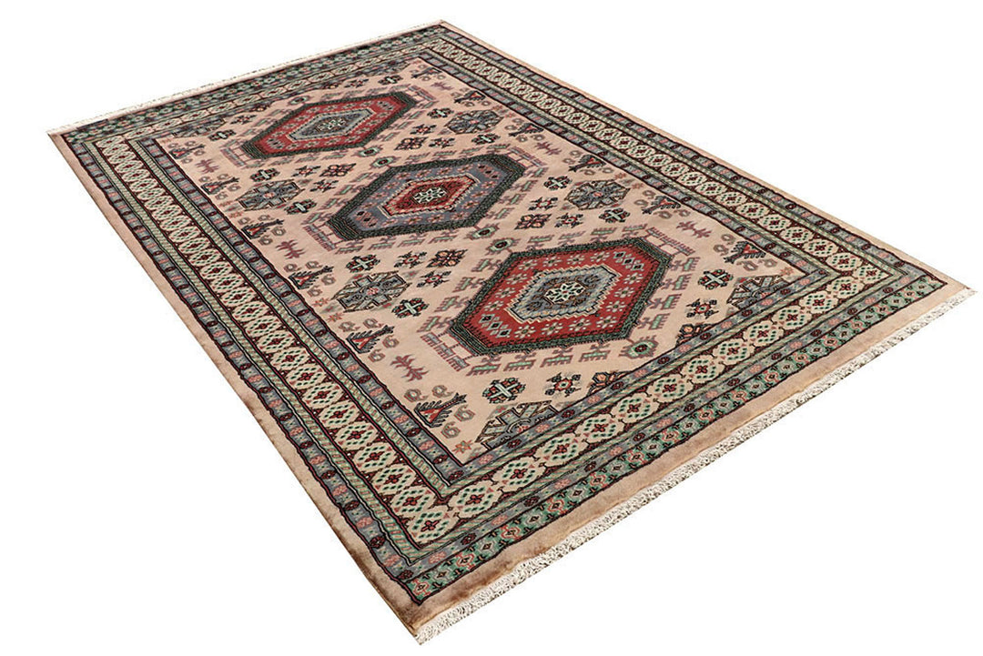 Bisque Caucasian 5'  2" x 7'  7" - No. QA85963