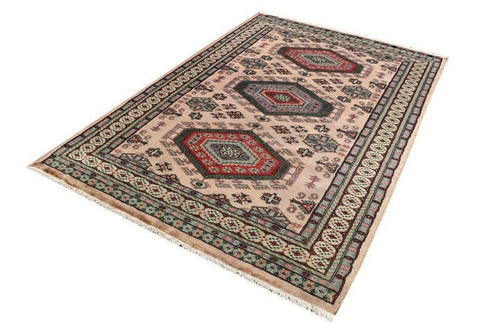 Bisque Caucasian 5'  2" x 7'  7" - No. QA85963