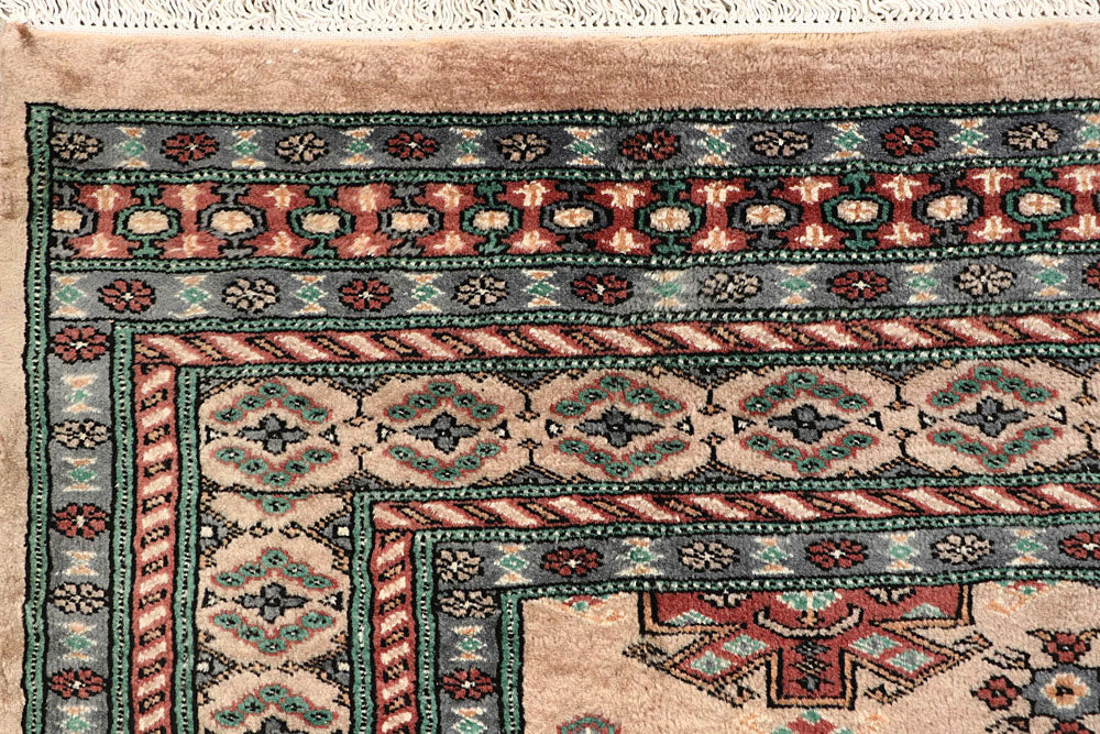 Bisque Caucasian 5' 1 x 8' 2 - No. 58560 - ALRUG Rug Store
