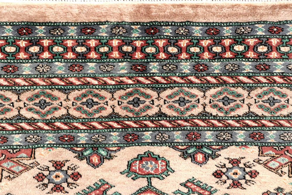 Bisque Caucasian 5' 1 x 8' 2 - No. 58560 - ALRUG Rug Store