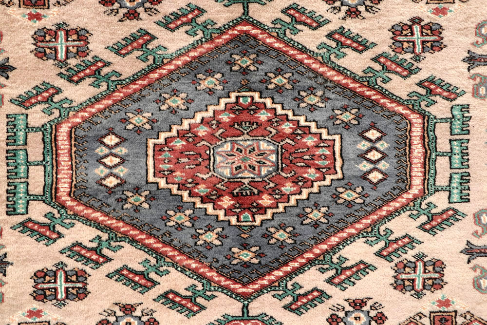 Bisque Caucasian 5' 1 x 8' 2 - No. 58560 - ALRUG Rug Store