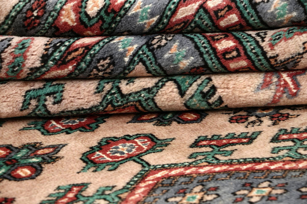 Bisque Caucasian 5' 1 x 8' 2 - No. 58560 - ALRUG Rug Store