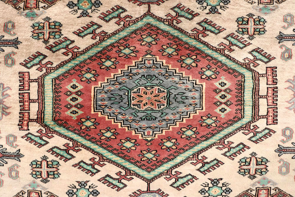 Bisque Caucasian 5' 1 x 8' 6 - No. 58563 - ALRUG Rug Store